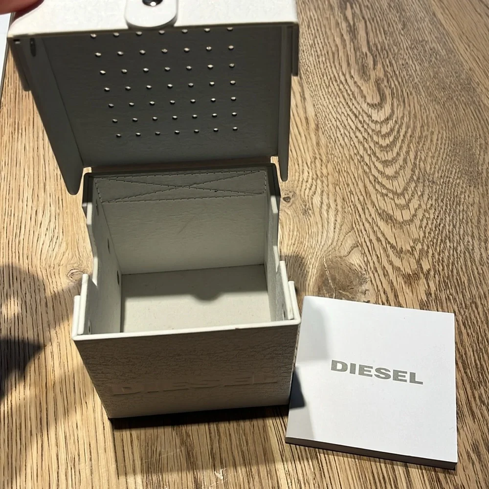 Diesel White Empty‎ Watch white Box